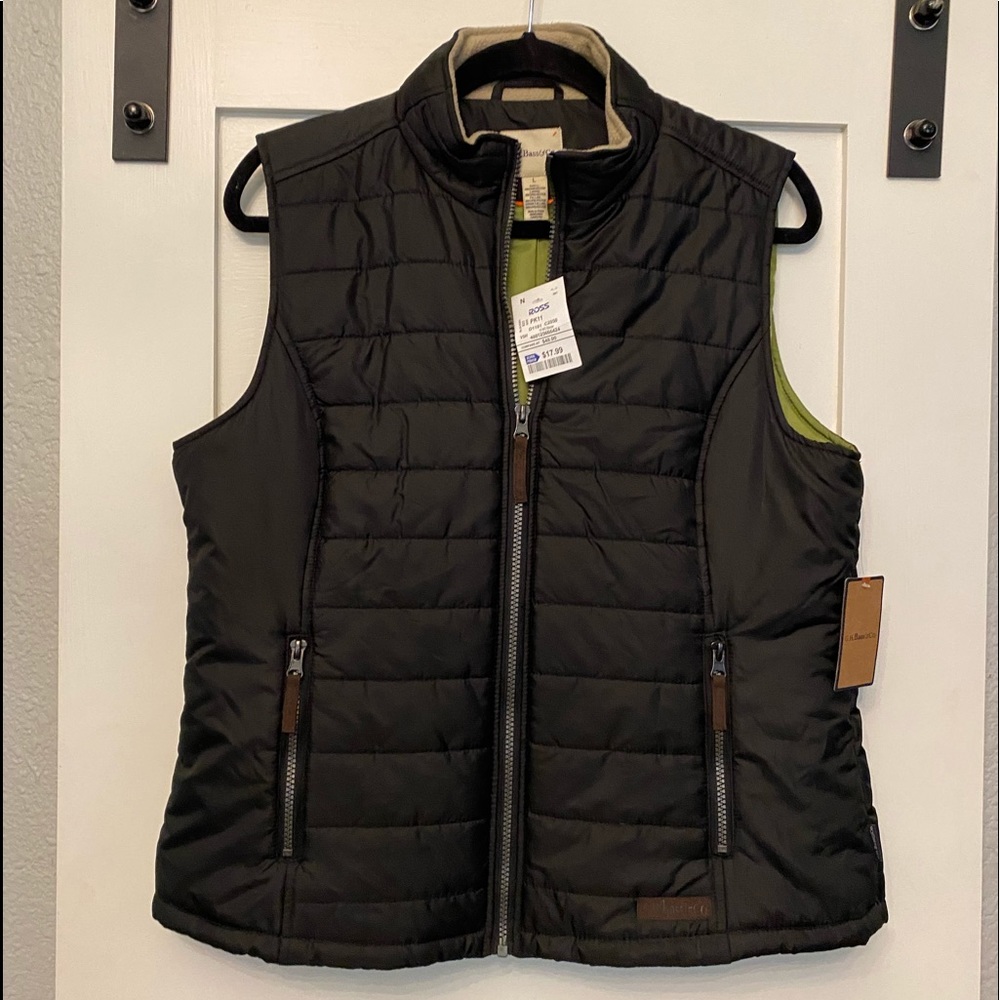 NWT - Vest - Size L